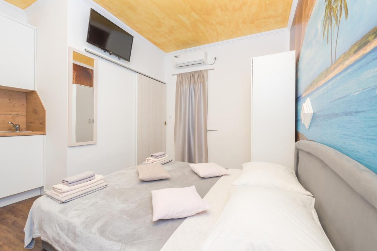 Apartments Song Of Joys Makarska Exterior foto