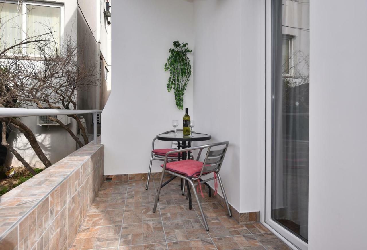 Apartments Song Of Joys Makarska Exterior foto